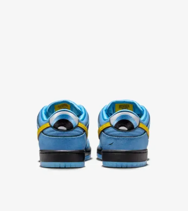 back view of nike sb dunk powerpuff girls blue color