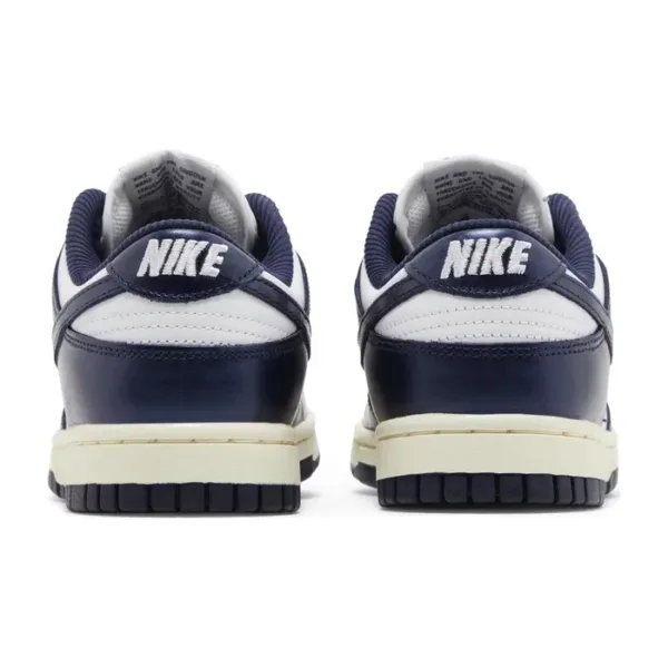 nike navy blue dunk back view