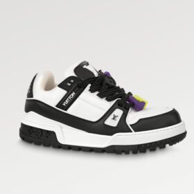 Louis Vuitton trainer maxi white black sneaker side view