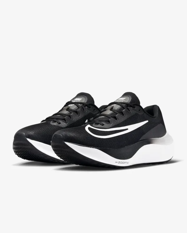 pair of nike zoom fly 5 black side view