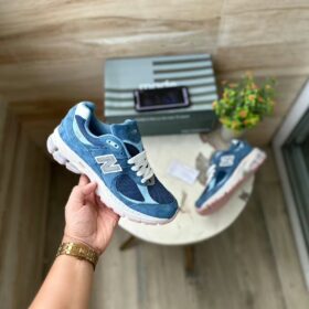 new balance 2002r in hand blue color shoes with box